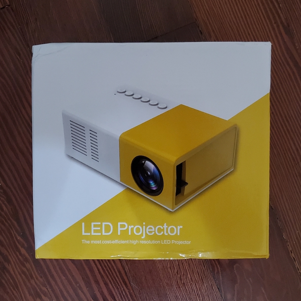 LED Mini Projector